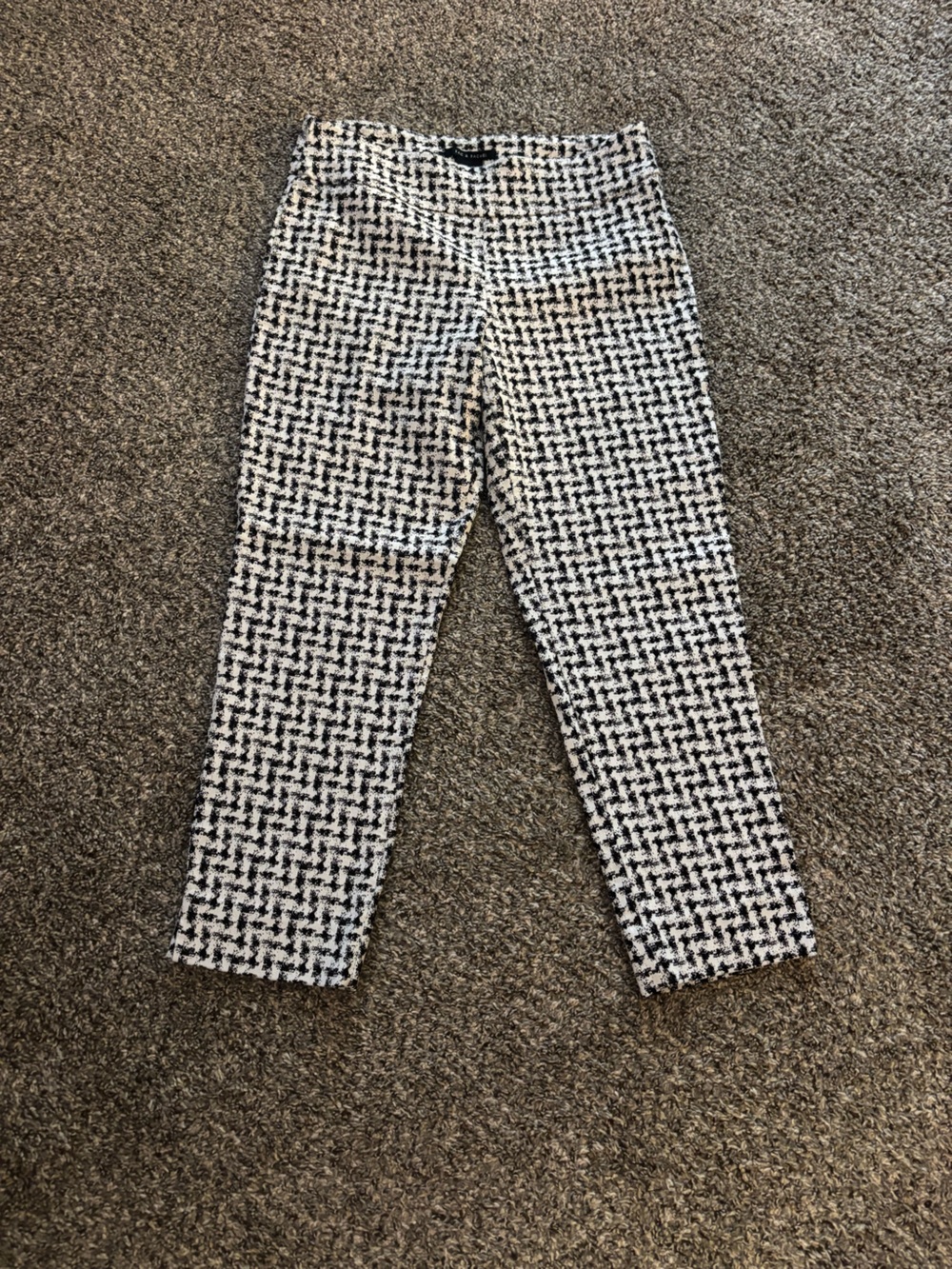 Zac & Rachel Black and White Houndstooth Cropped Pants